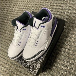 Jordan 3 Dark Iris size 9
